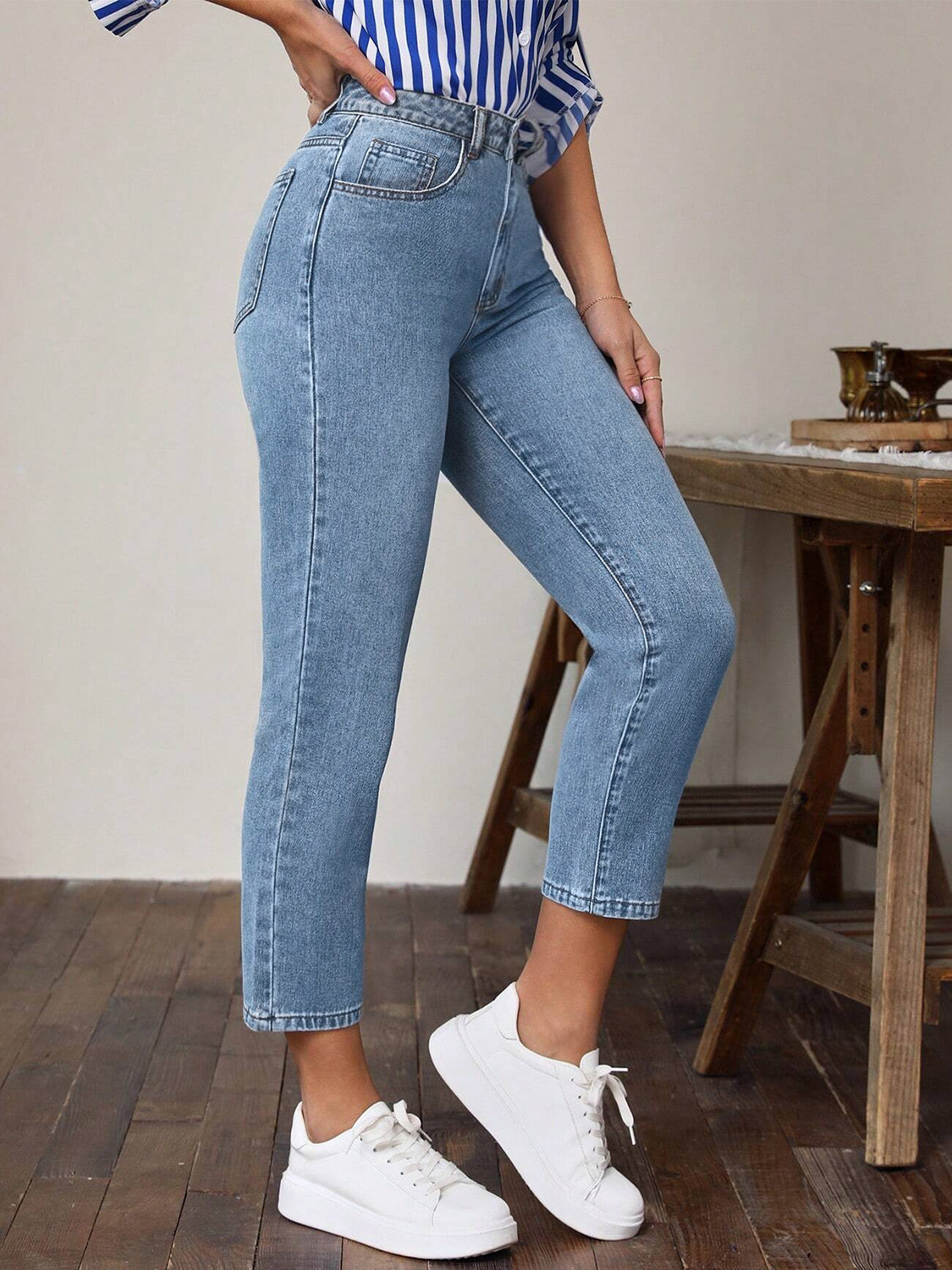 High Waist Jeans with Pockets